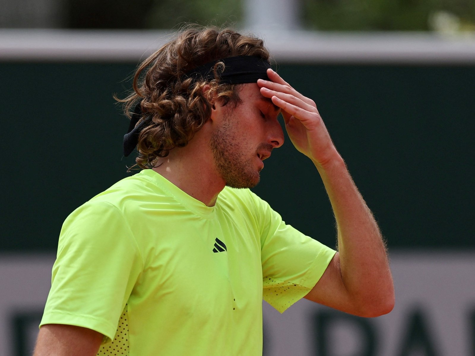 Stefanos Tsitsipas y el fantasma del retiro que sobrevoló en su cabeza en todo 2025: «Quiero ser feliz»
