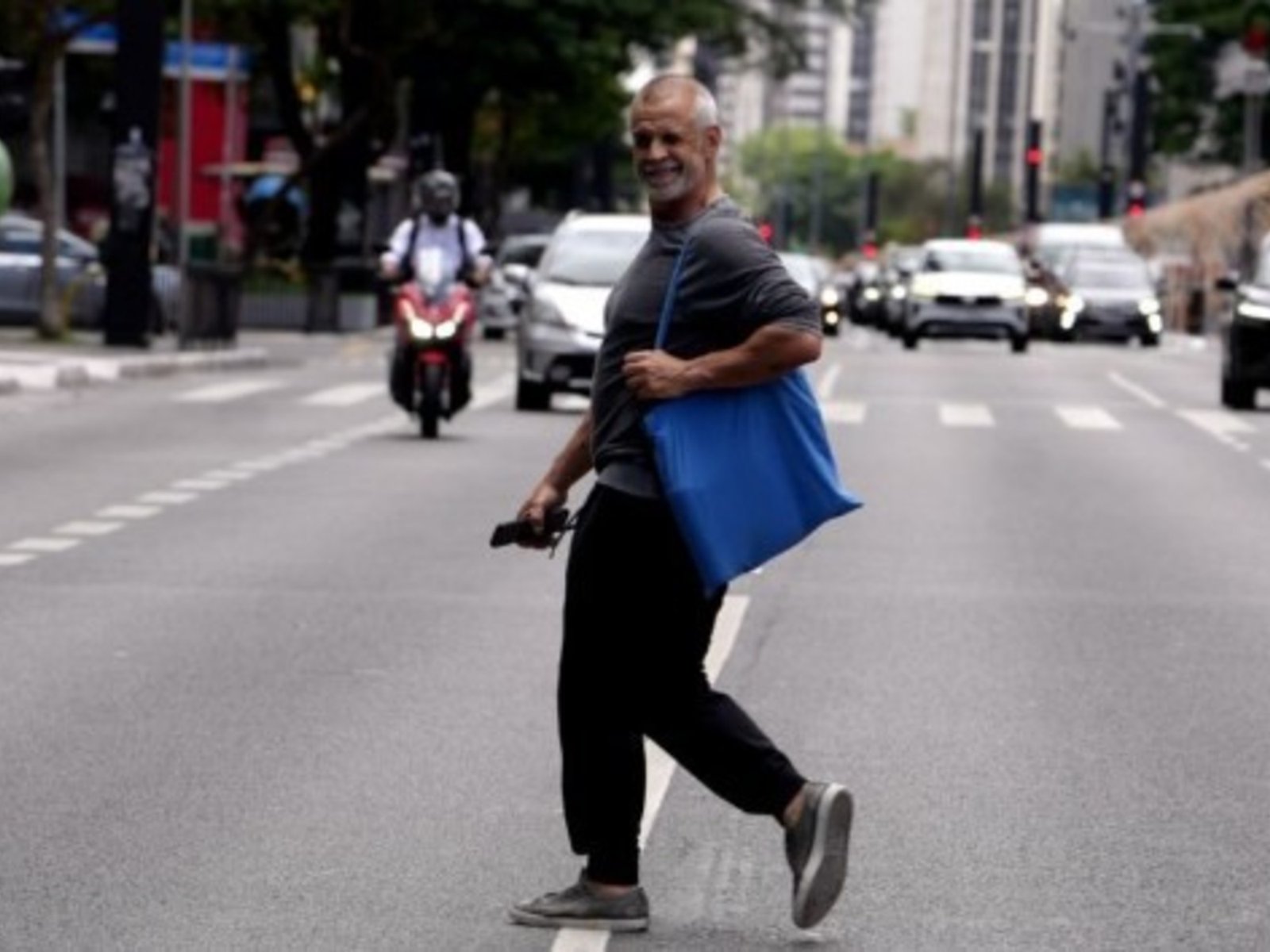 «Suben sólo a buscar una selfie»