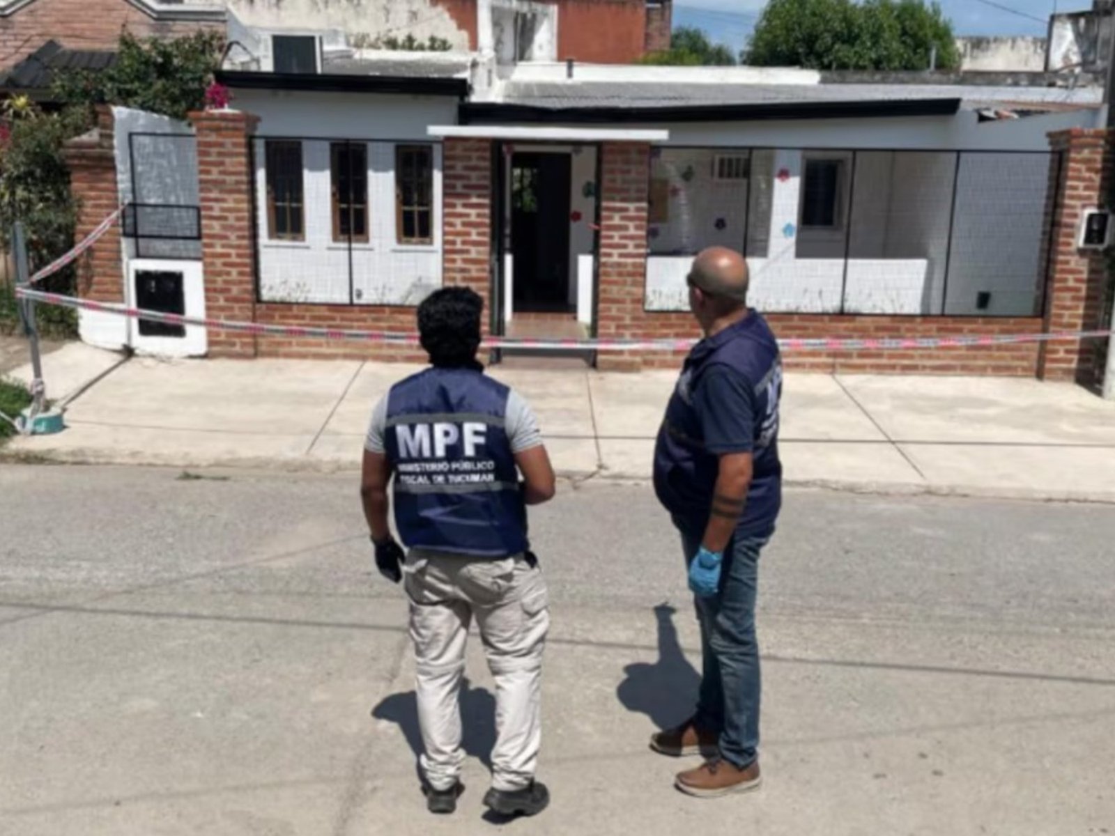 Un nene de dos años murió atragantado comiendo una uva en una colonia de vacaciones