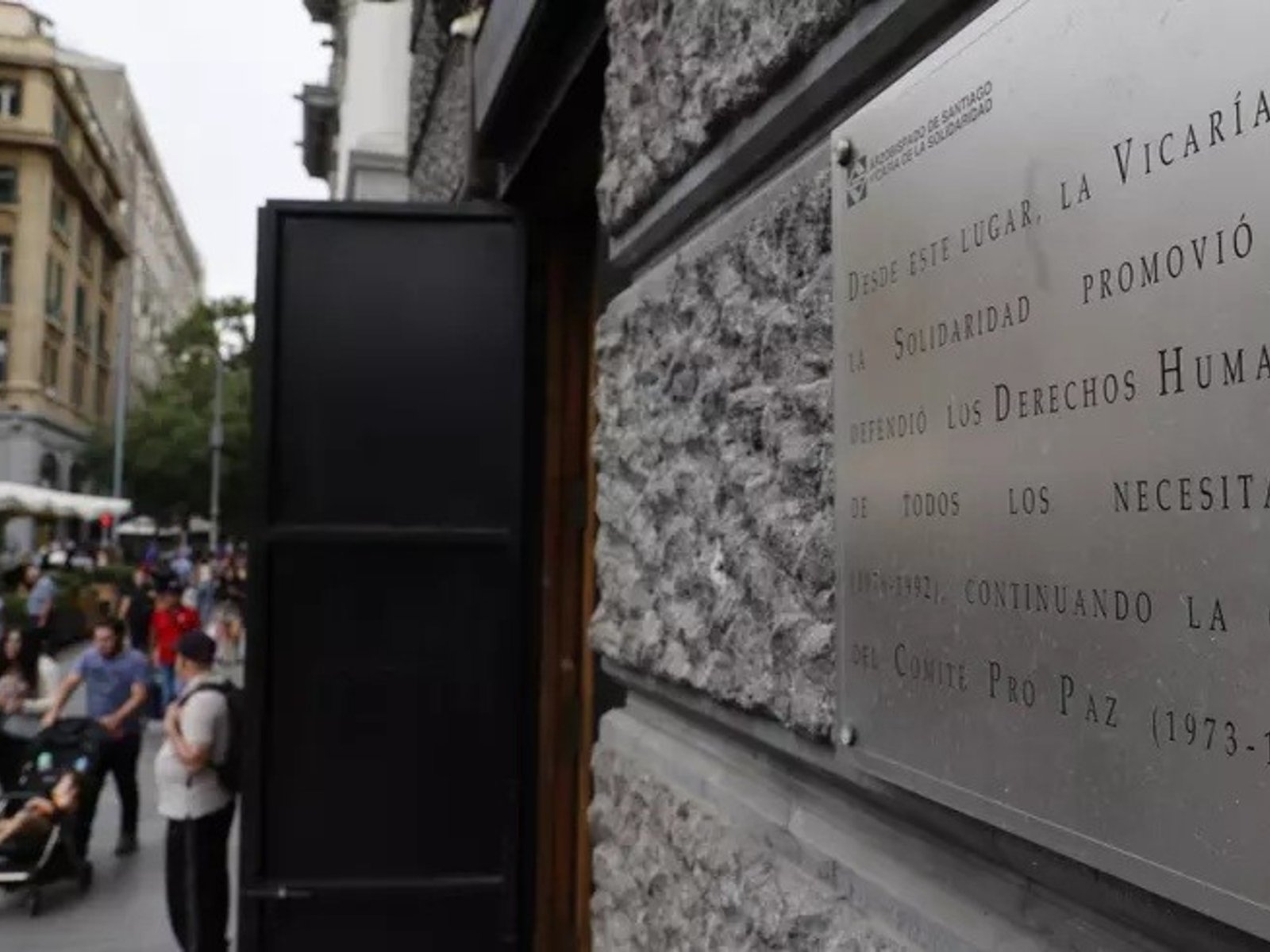 Una muestra recuerda los 50 años de la Vicaría de la Solidaridad, entidad clave contra la dictadura de Pinochet