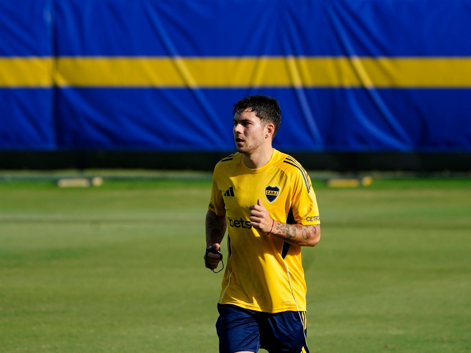 «indulto» para Lucas Blondel en plena pretemporada y un gigante brasileño apunta a Kevin Zenón
