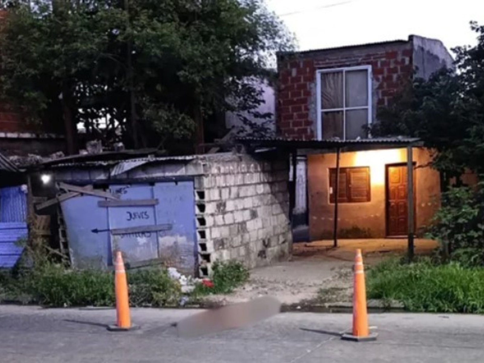 mataron a un polícía y un delincuente fue abatido