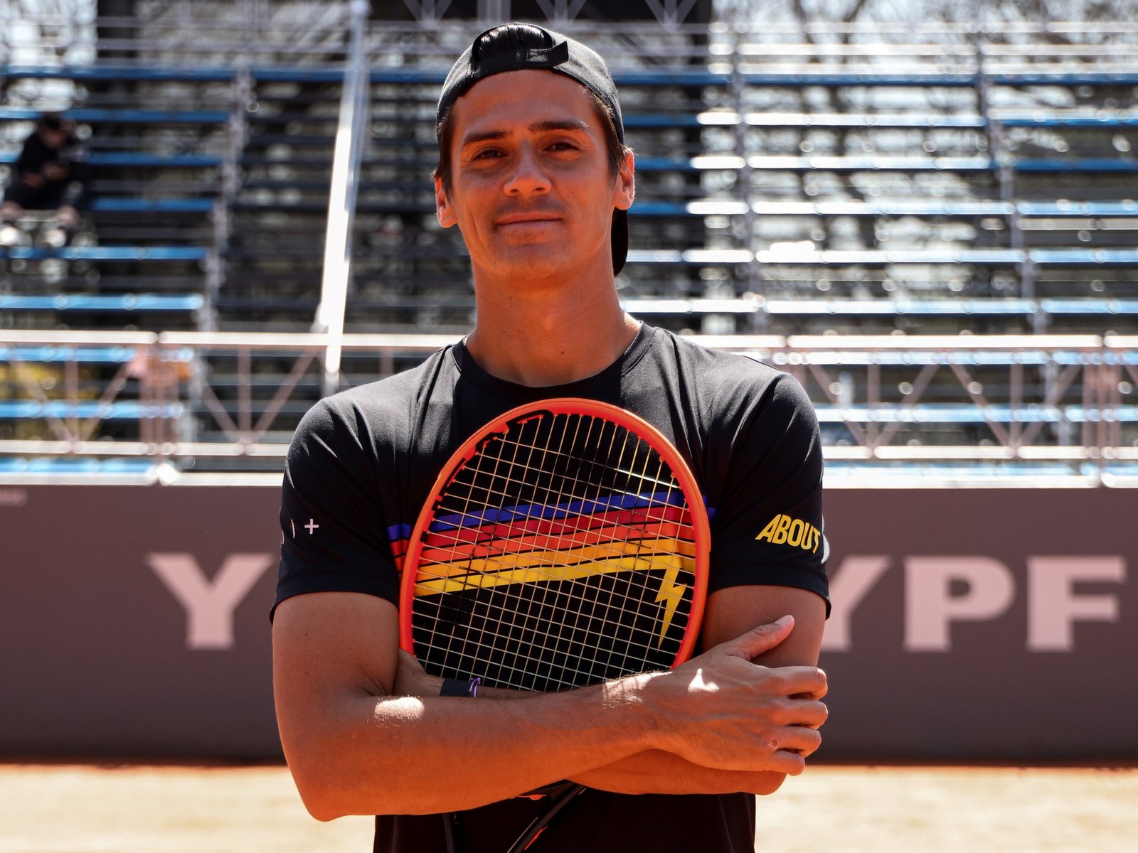 propuso que los tenistas que se bajan del equipo no jueguen ese año