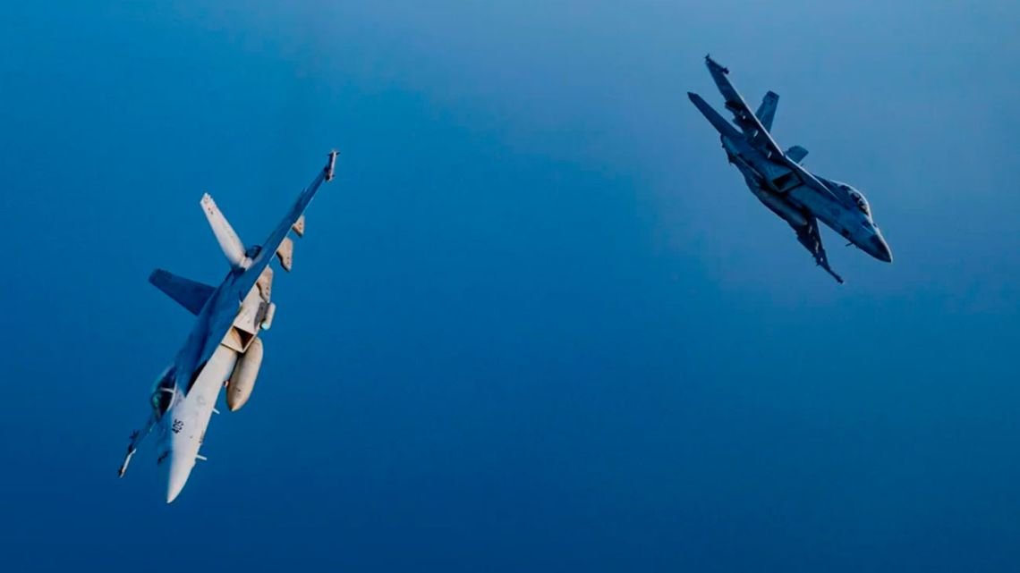 ¿Vienen más ataques? EE.UU. lanzó un alerta por «actividad militar» desde México a Ecuador