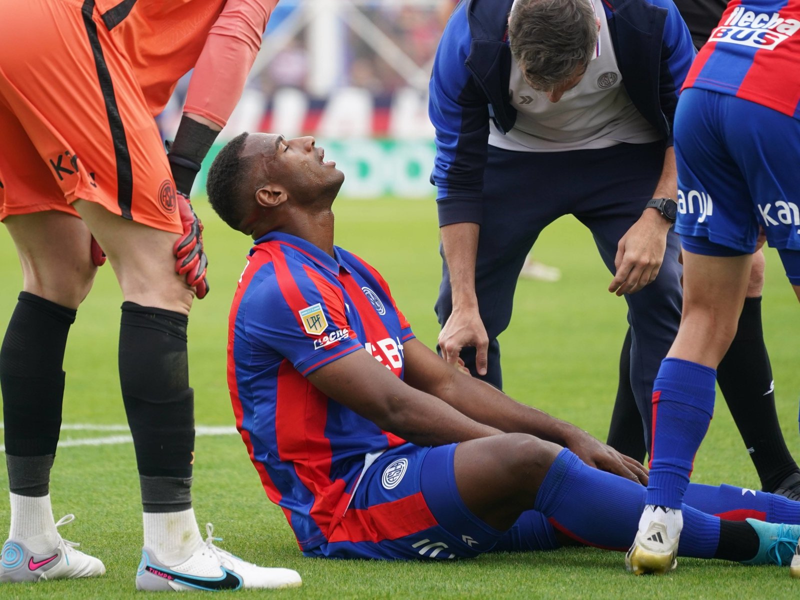 ¿se queda o River mejora su oferta y Gallardo se lo lleva?