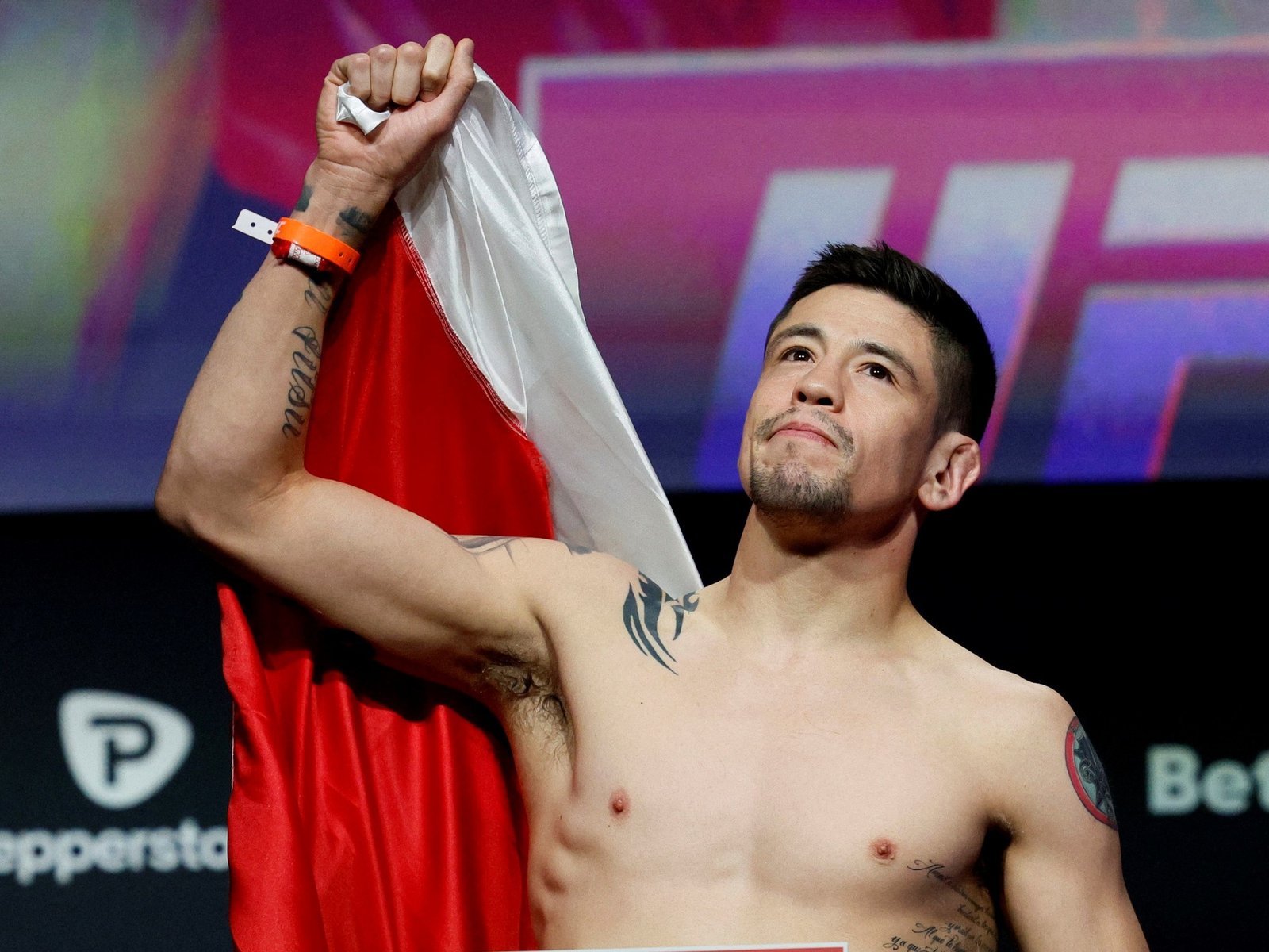 cuándo es, a qué hora empieza y cómo ver la pelea estelar Brandon Moreno vs Lone’er Kavanagh