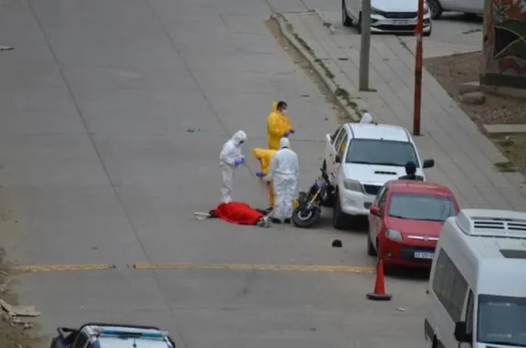 Asesinaron de un disparo en la cabeza a un joven en Caleta Olivia