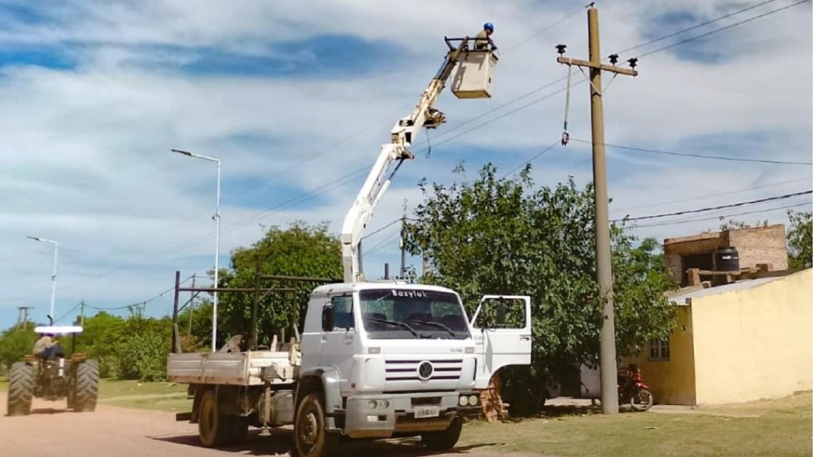 Chaco a 41°C y sin luz: cortes prolongados y baja tensión golpean al Gran Resistencia