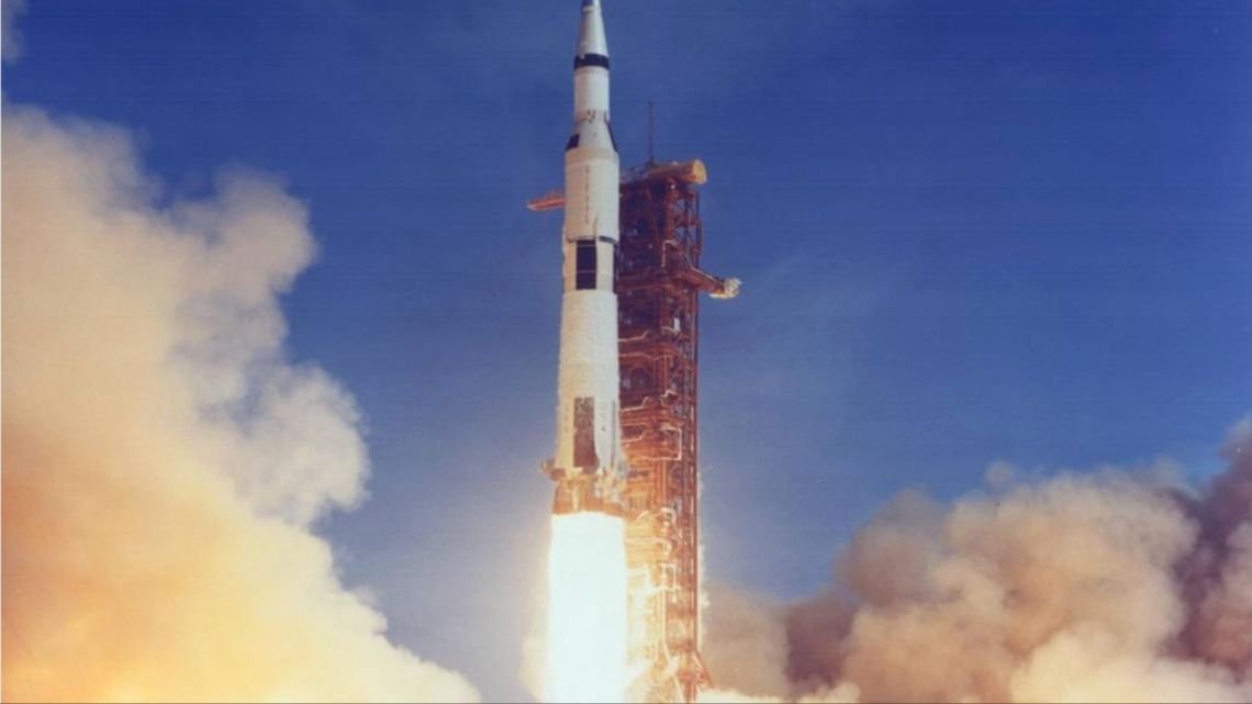 Comparación Artemis II Apolo 8 NASA diferencias hardware