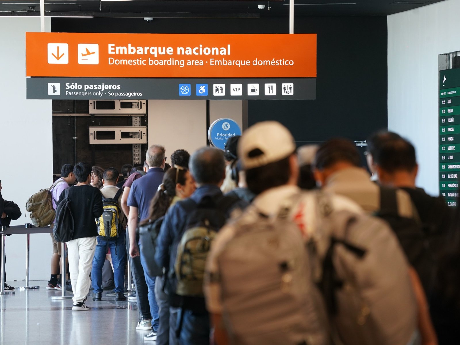 Controladores aéreos levantaron todas las medidas de fuerza en busca de un acuerdo salarial