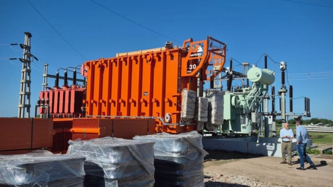 Cortes de luz y baja tensión en Chaco: la demanda eléctrica superó los 900 MW en plena ola de calor