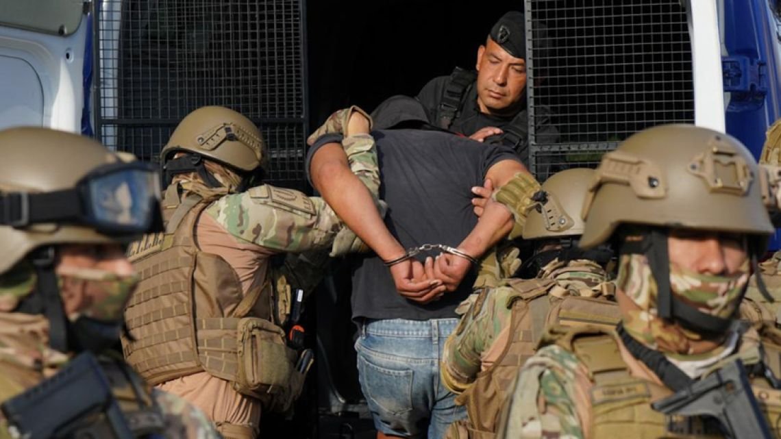 Detuvieron al “sicario”, acusado del ataque por encargo en barrio Yapeyú