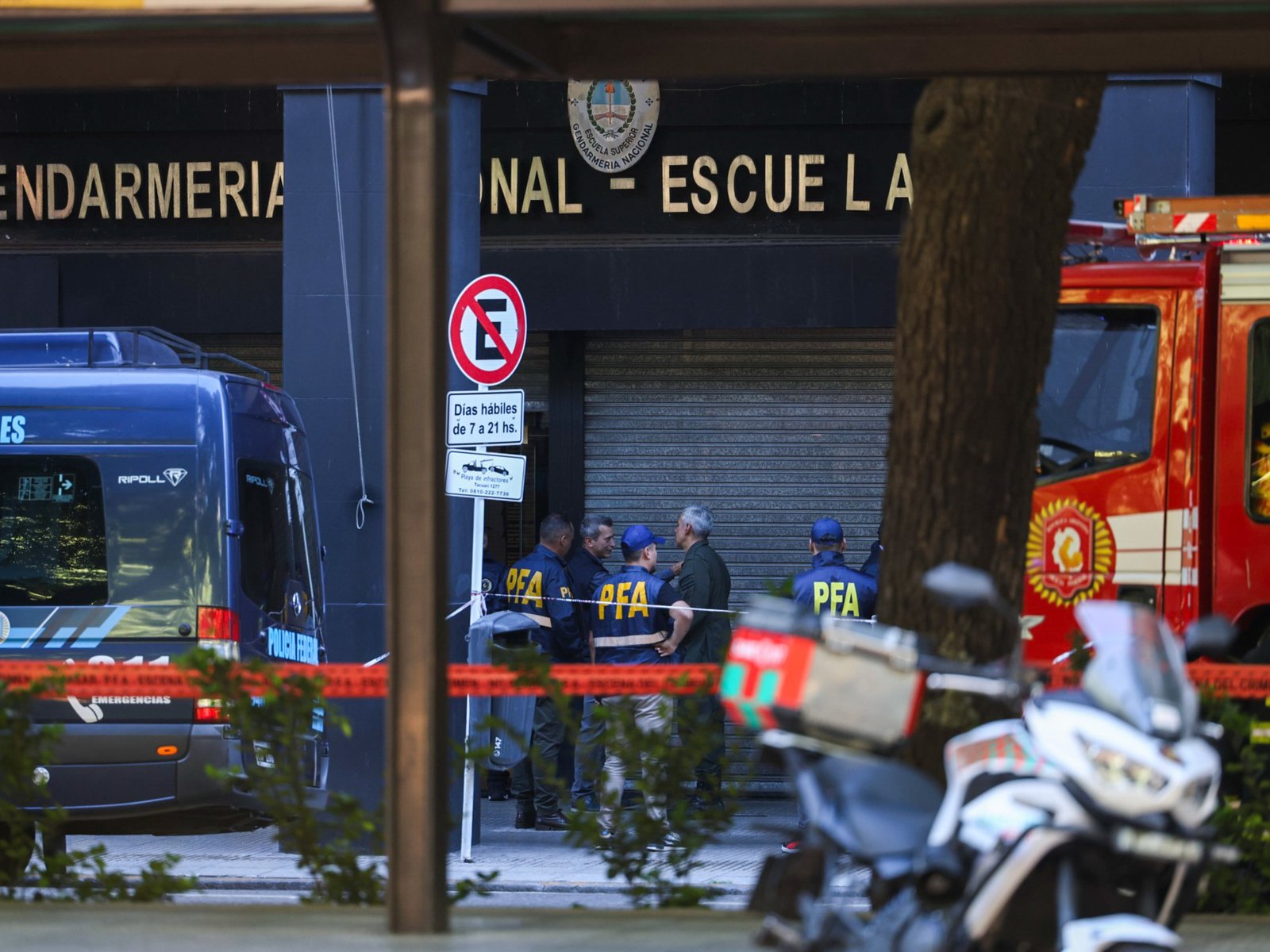 Explotó un paquete bomba en la Escuela Superior de Gendarmería: cuatro agentes heridos