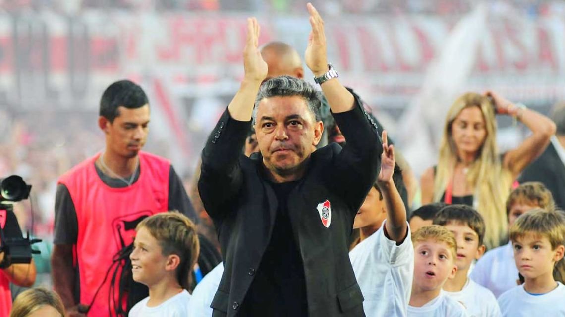 Gallardo: una noche para la emoción e incertidumbre política y deportiva