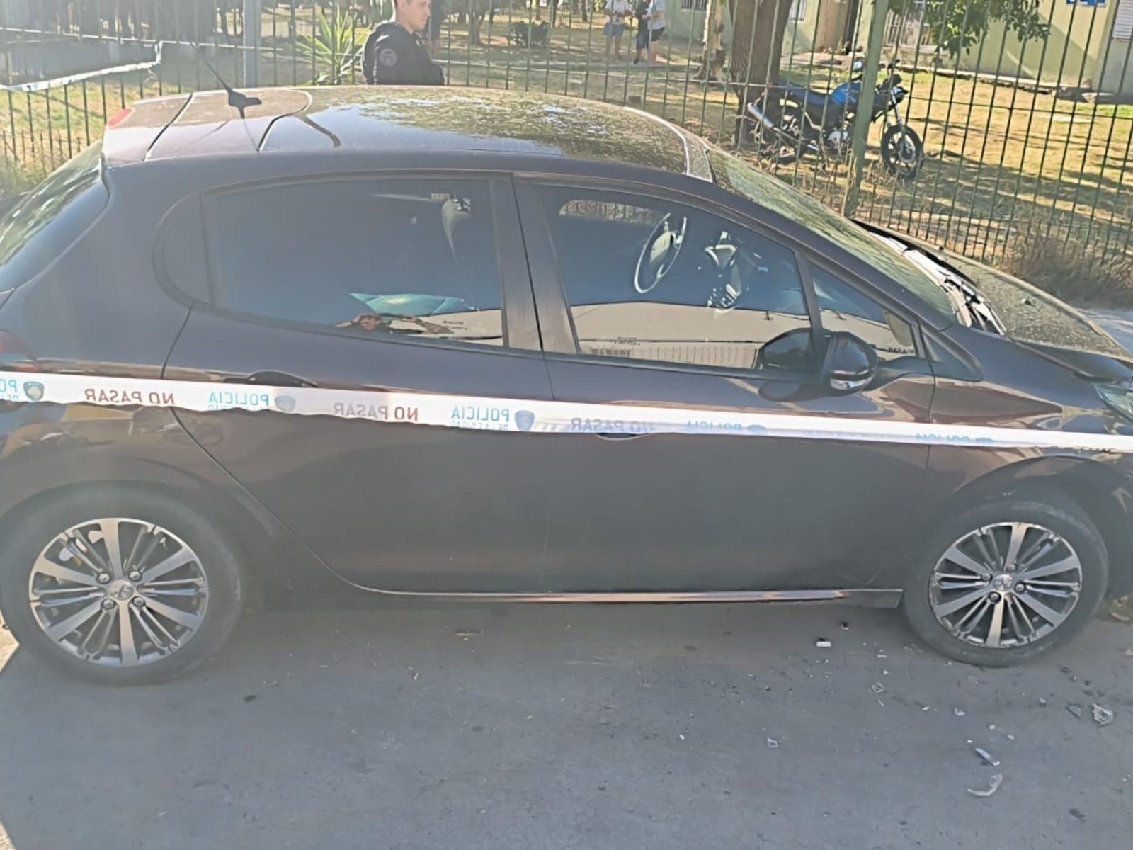 Iban en un auto robado, eludieron un control y los detuvieron tras una persecución en el sur de la Ciudad