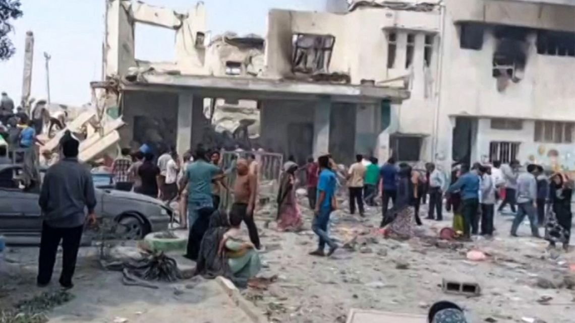 Irán denuncia que bombas de Israel "mataron a 51 alumnas en una escuela y hay 60 heridas"