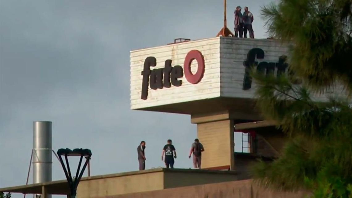 La UIA expresó “gran preocupación” por el cierre de FATE y alertó por la pérdida de empleo industrial