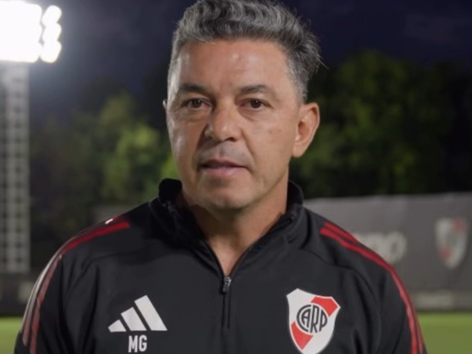 Marcelo Gallardo anunció en un video que dejará de ser el entrenador del equipo tras dirigir ante Banfield