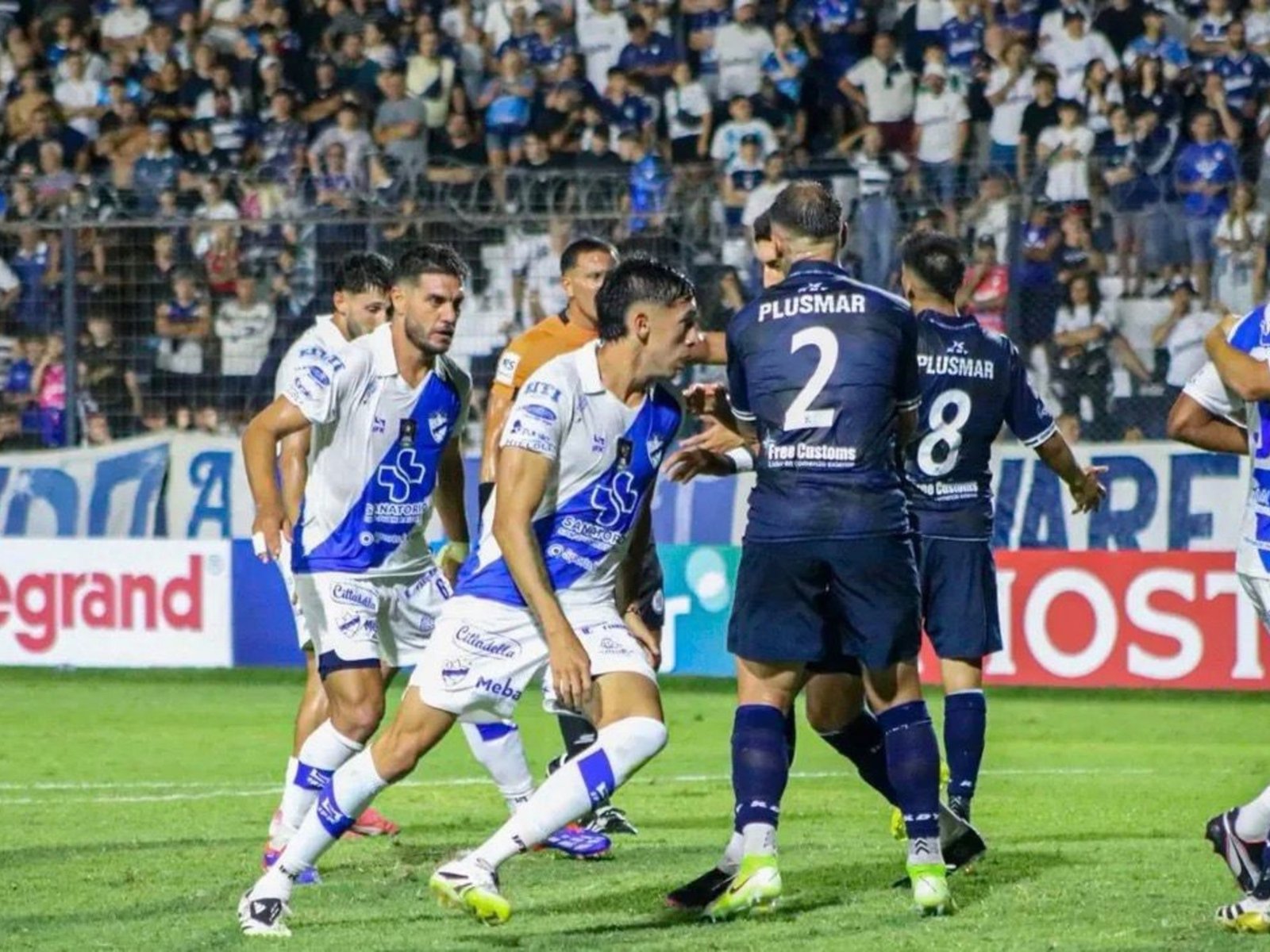 No levanta: Quilmes empató sin goles ante el recién ascendido Midland :: Olé