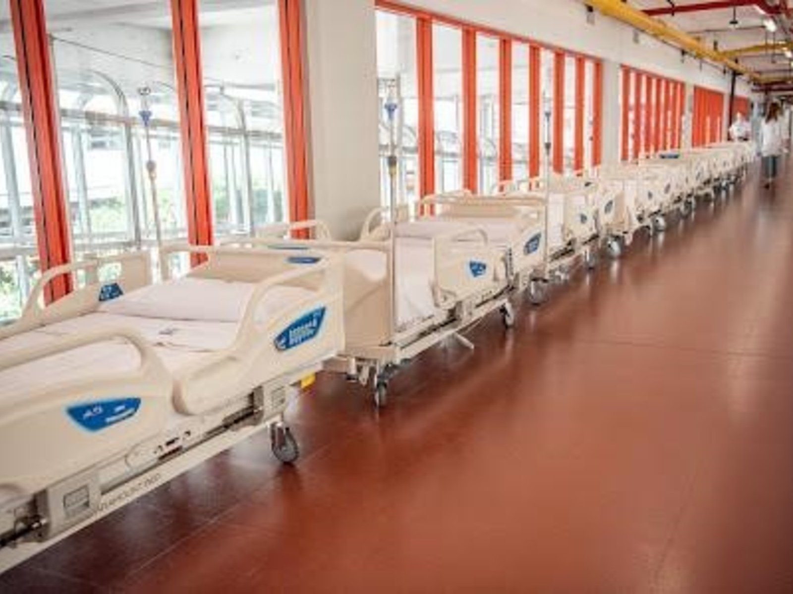 “No podíamos seguir con camas oxidadas de 38 años"