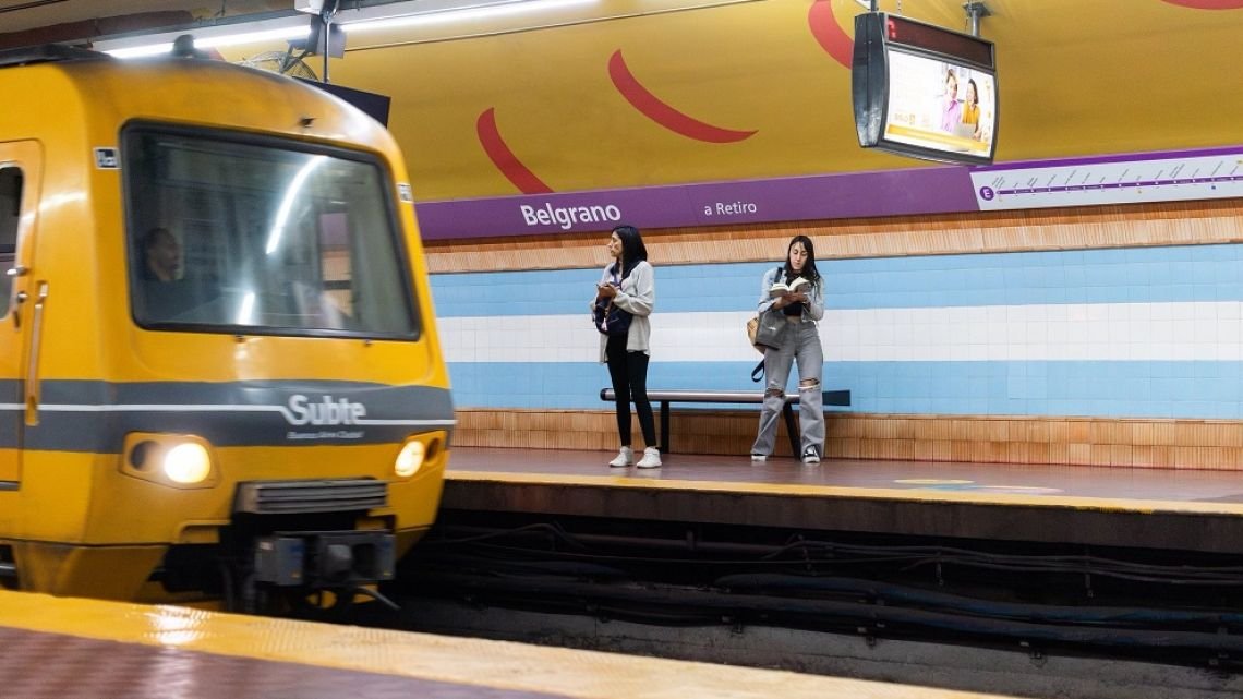 Paro de subte hoy en CABA: desde qué hora no hay servicio y qué líneas quedan sin funcionamiento