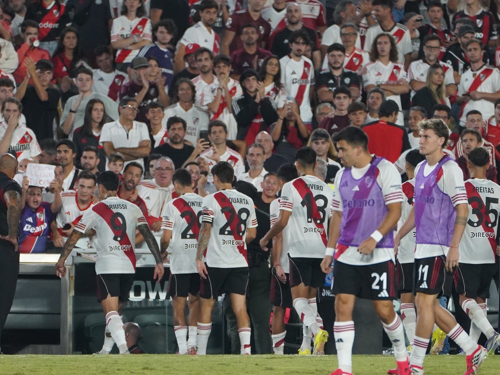 Quiénes son los principales apuntados por los hinchas de River por la salida de Gallardo y cuál será el primer gran desafío de Eduardo Coudet