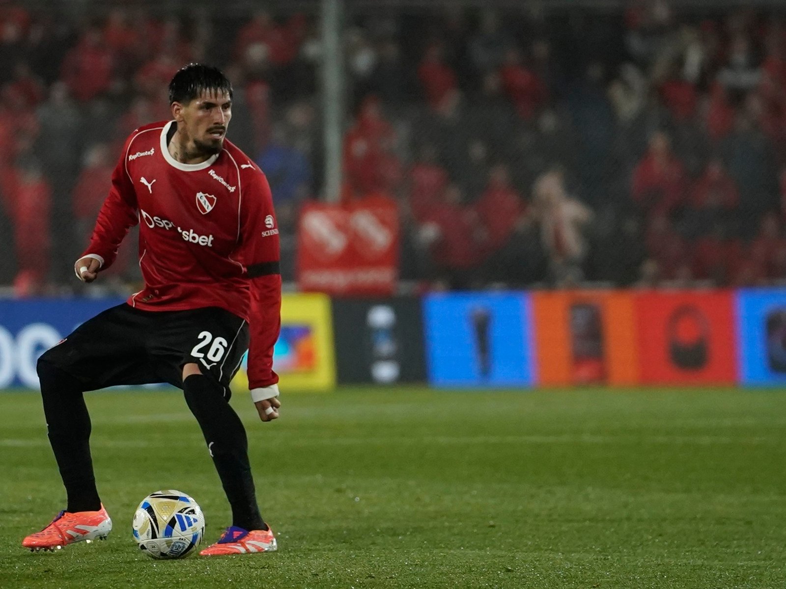 Quinteros está en alerta y no quiere saber nada ante los rumores de ofertas por Lomónaco