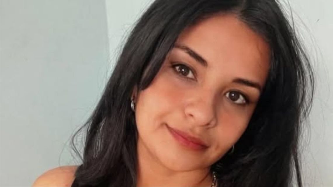 Santiago del Estero: asesinó a su novia de 22 años y luego se atrincheró junto al cadáver