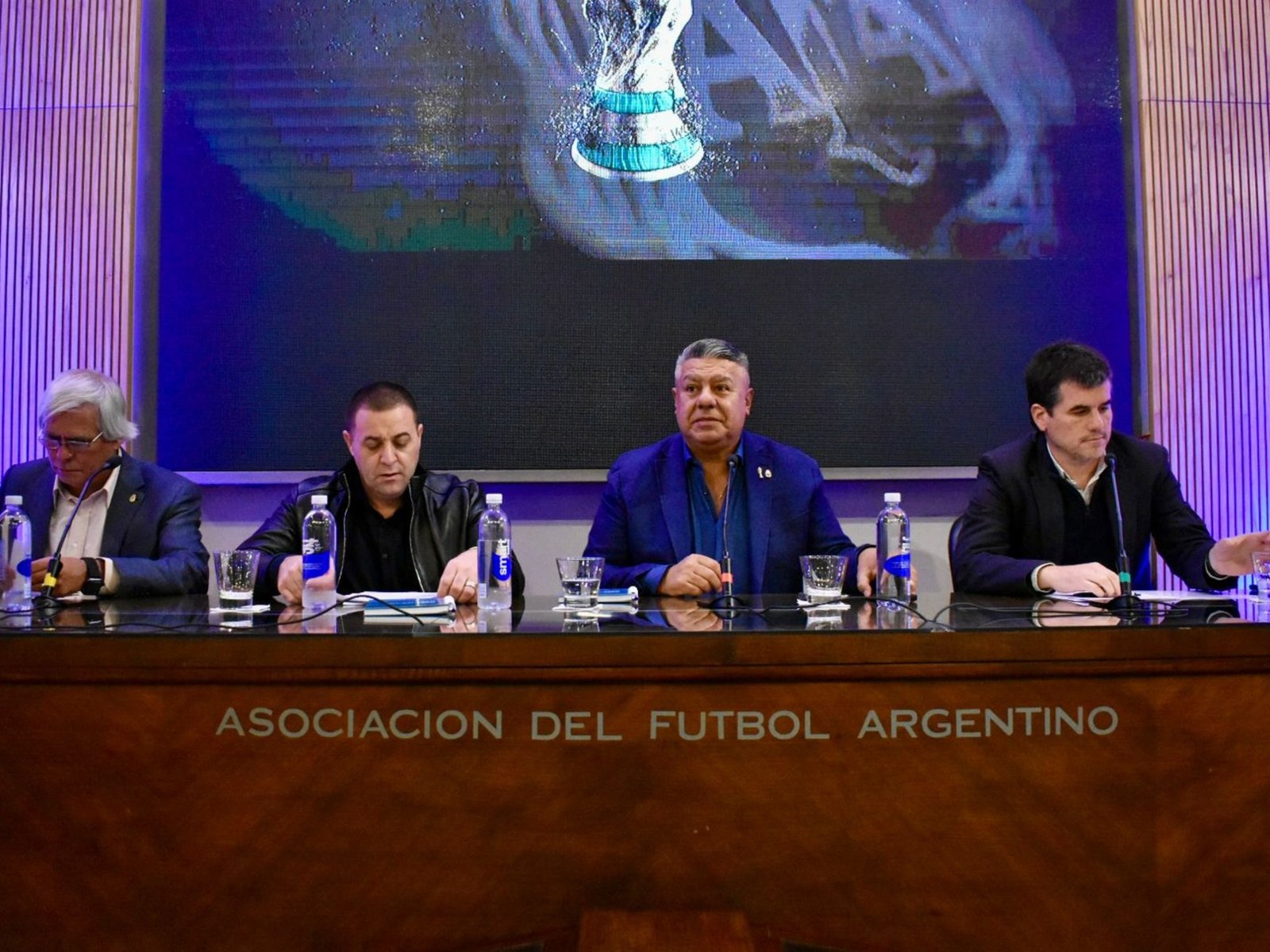 Uno por uno, quiénes son los dirigentes del Comité Ejecutivo de la AFA que toman las decisiones fuertes