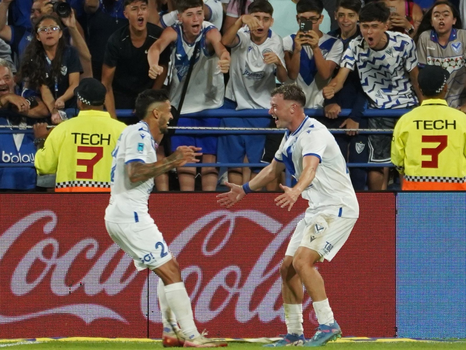 Vélez tuvo una ráfaga de cuatro minutos y con dos goles de Matías Pellegrini le dio un golpe duro a Boca