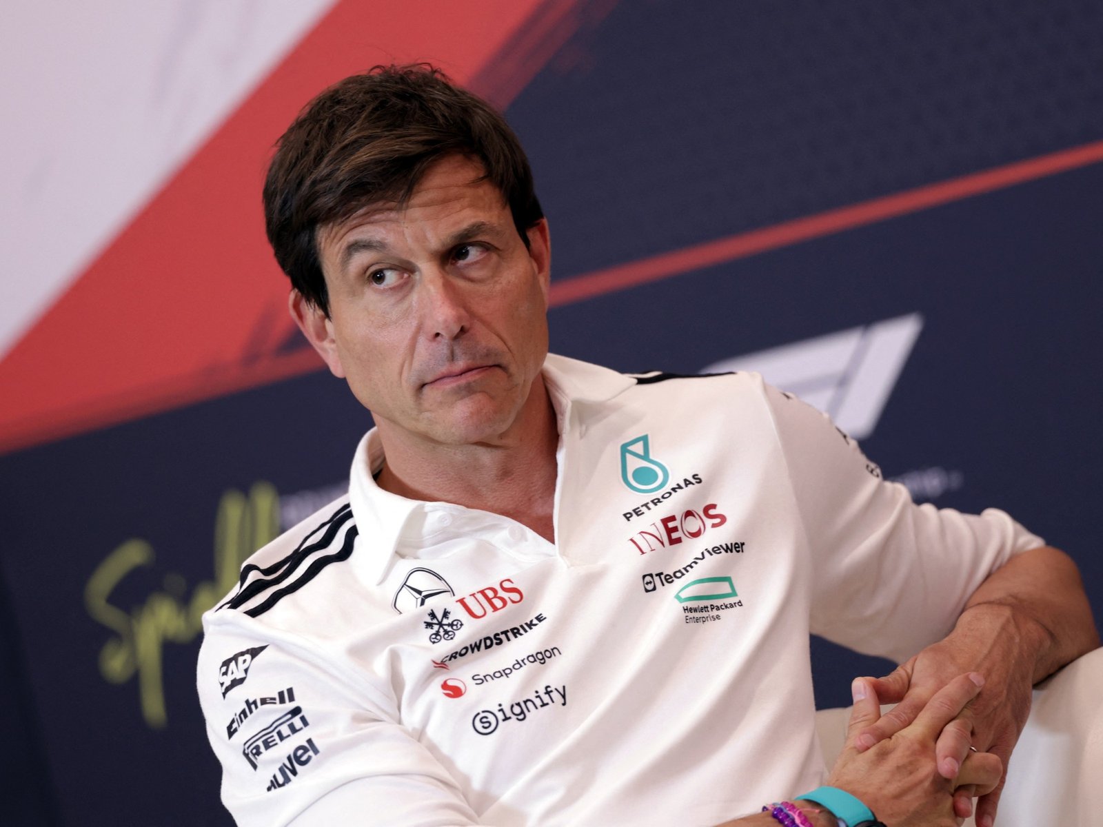 la desafortunada broma de Toto Wolff con Jefrey Epstein por las críticas a Mercedes