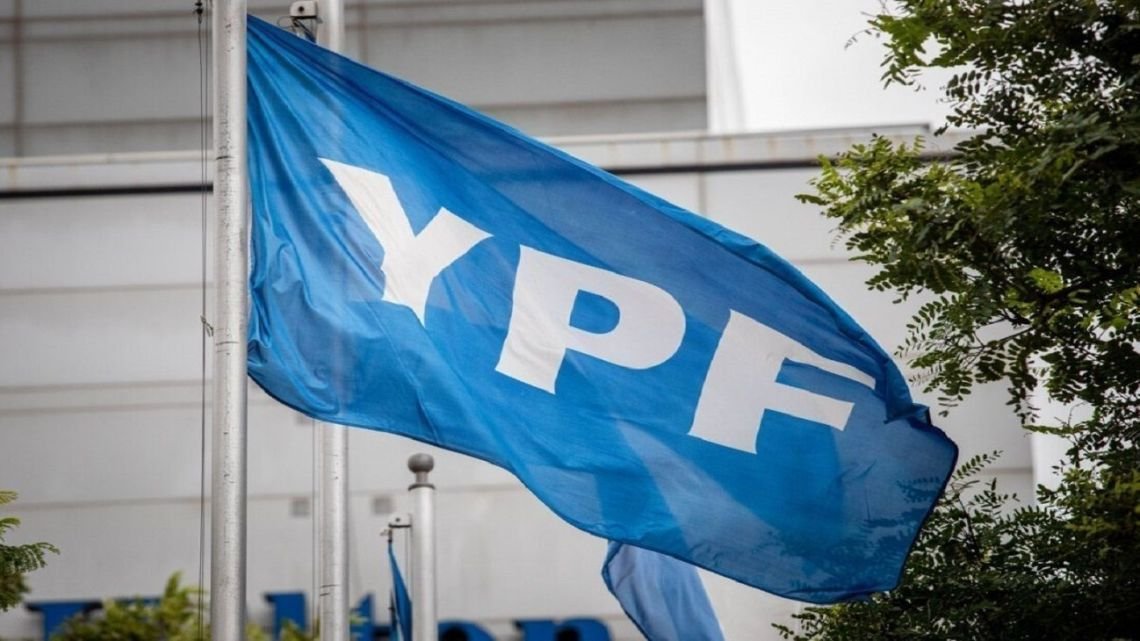 Cadena nacional: Milei hablará esta noche para para celebrar el fallo favorable en el causa YPF