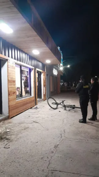 Caleta Olivia: rápida intervención policial frustró un robo en una vinoteca