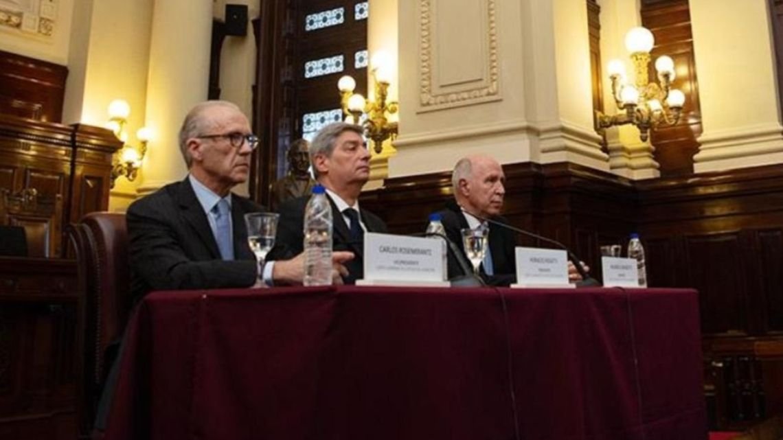 Con un fuerte respaldo, la Corte presentó su proyecto de reglas para la selección de jueces