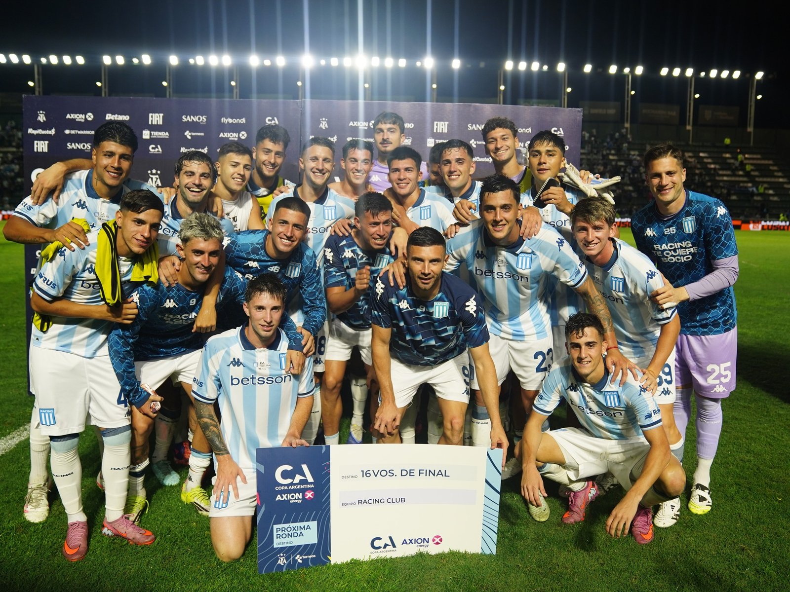 El uno x uno de la victoria y clasificación de Racing :: Olé