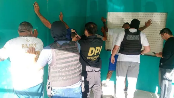 Forzaron una camioneta y robaron $4 millones en Puerto Madryn: tres detenidos