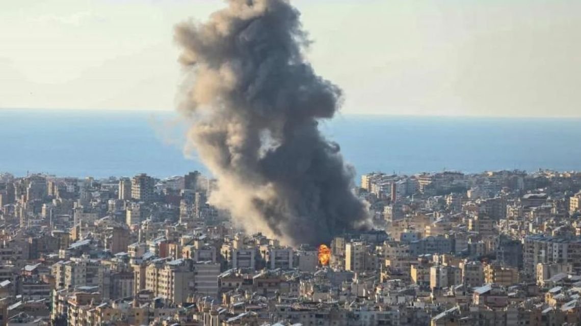 Guerra en Medio Oriente hoy, EN VIVO: más de 630 argentinos quieren escapar, mientras Irán y Estados Unidos intercambian amenazas