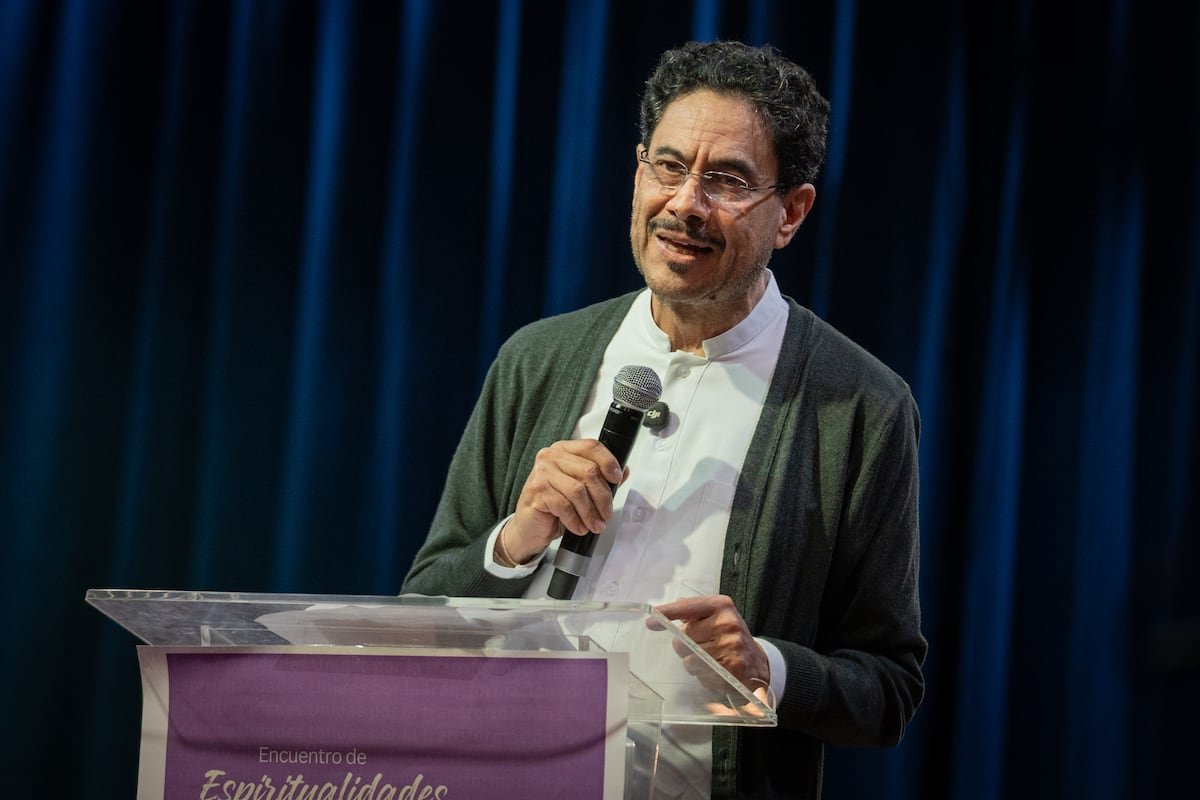 Iván Cepeda se consolida como la fuerza de la izquierda tras el hundimiento de Roy Barreras | Elecciones Presidenciales Colombia