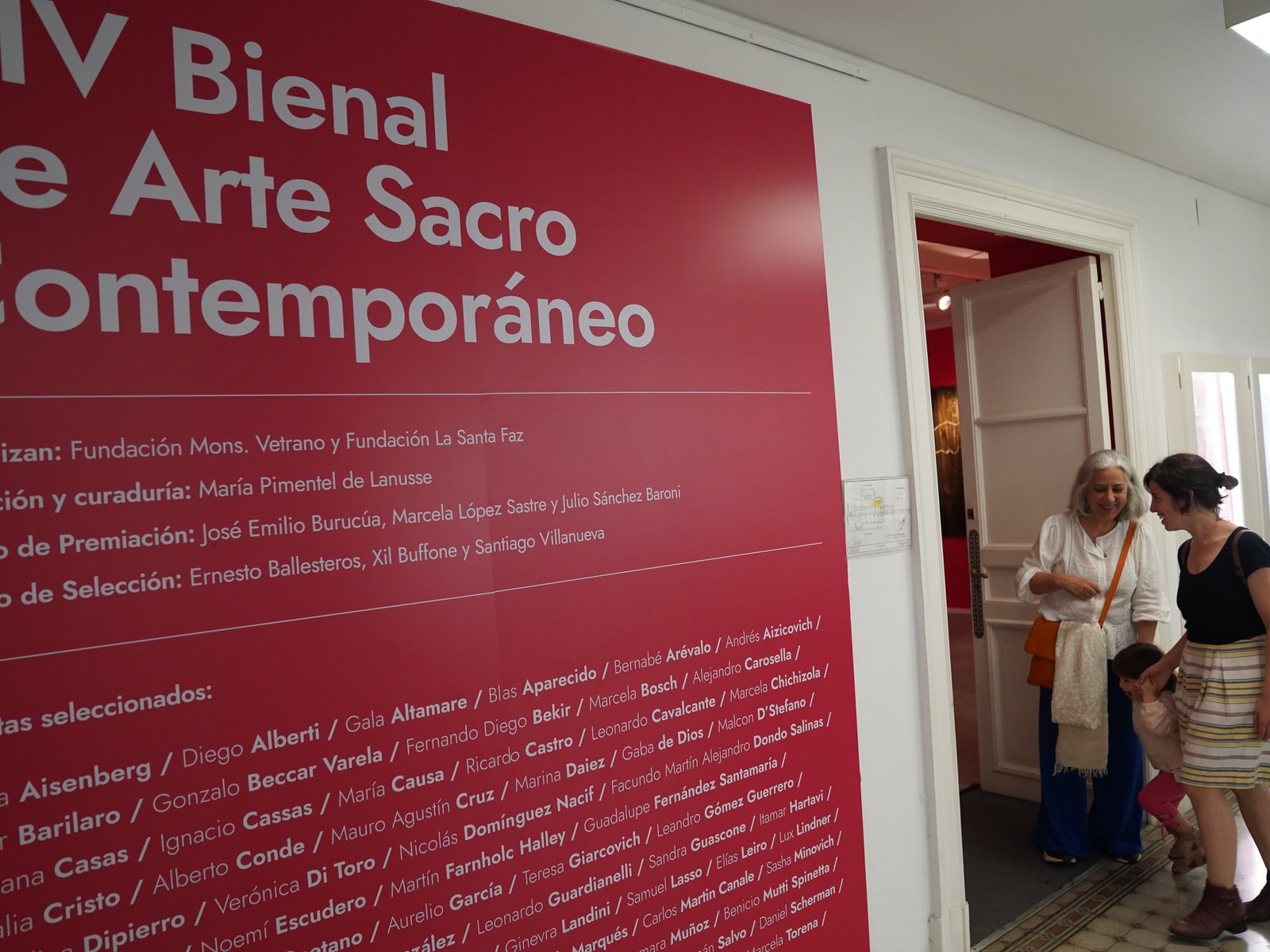 La Bienal de Arte Sacro celebra 40 años en el Museo de Arte Decorativo con obras de 10 países