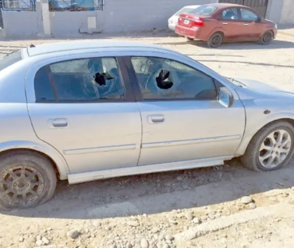 Lo perseguían a tiros y se resguardó en la comisaría luego de recibir un balazo en el mentón