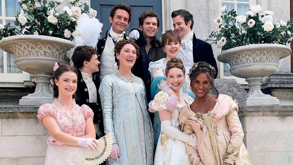 Por qué la serie de Bridgerton no sigue el orden de los libros