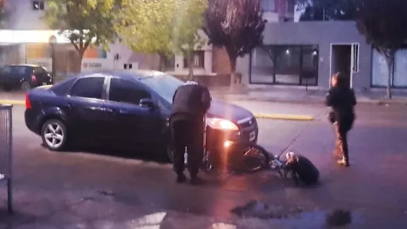 Un herido tras colisión en el centro de Trelew