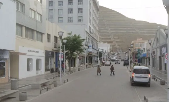 Un hombre murió tras caer de un cuarto piso en un hotel céntrico