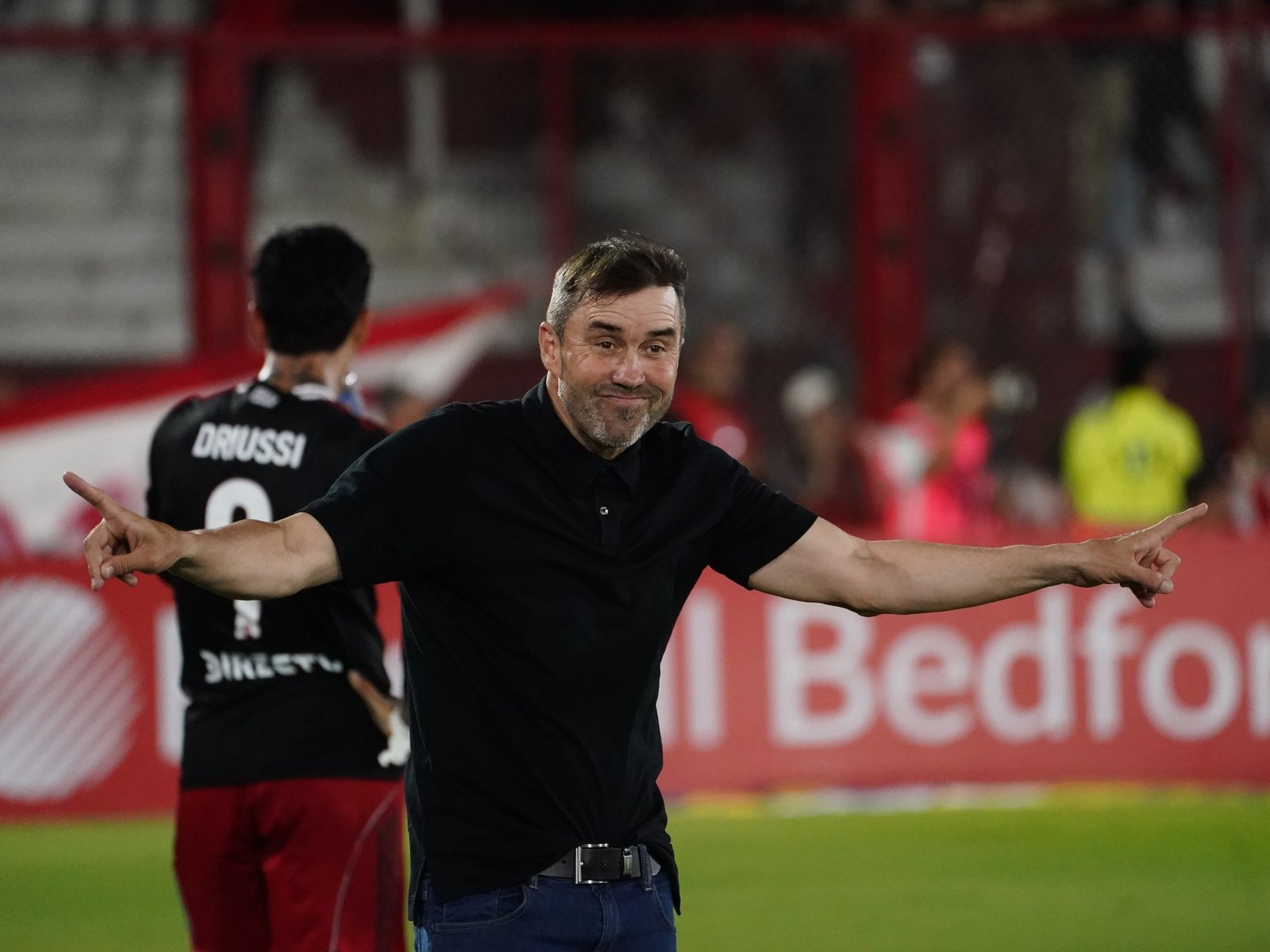 Video: el gesto jugadorista de Coudet tras su primera victoria en River :: Olé