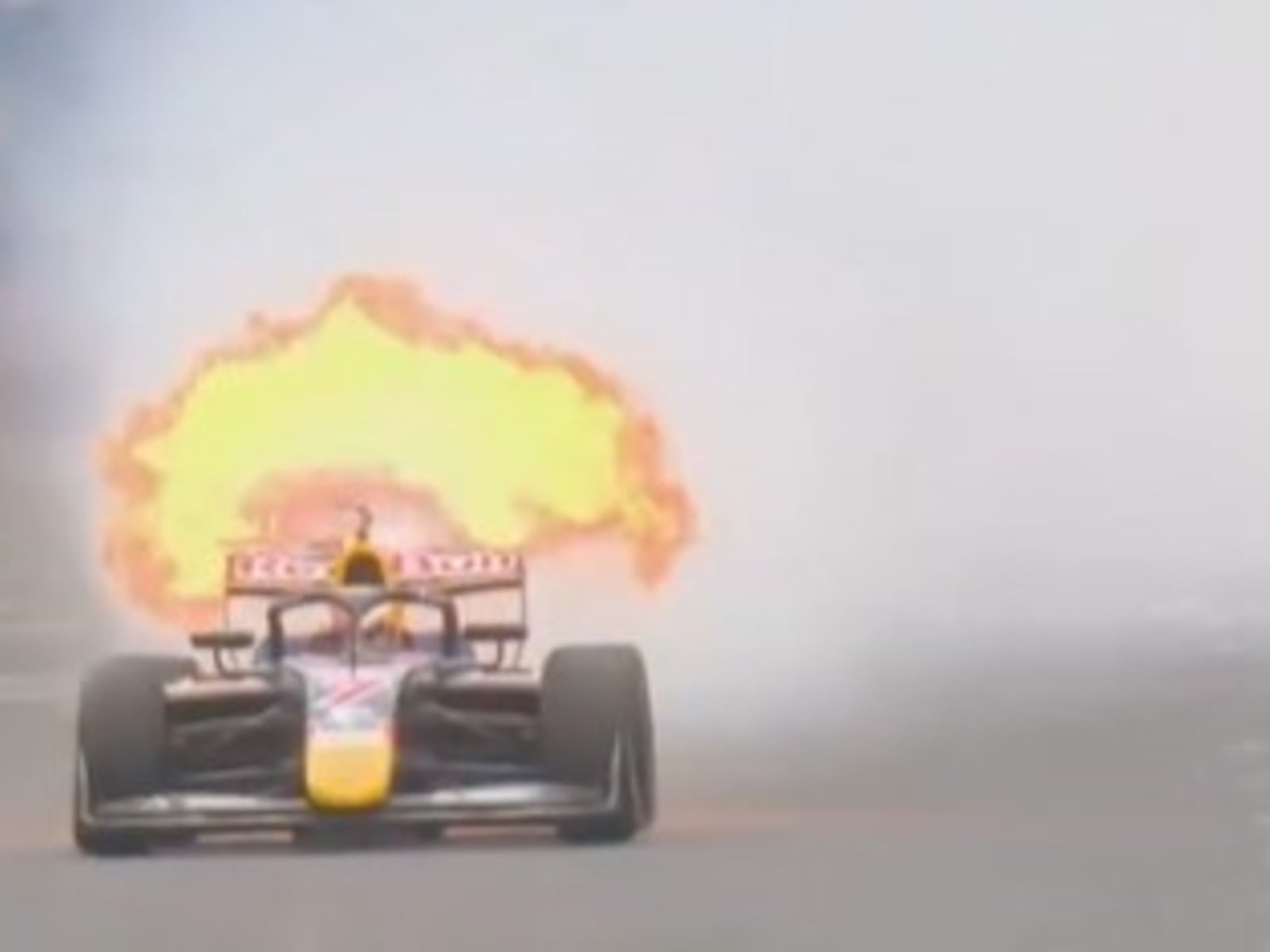 al ítalo-argentino Colnaghi se le prendió fuego el motor y no pudo terminar la primera práctica en Melbourne