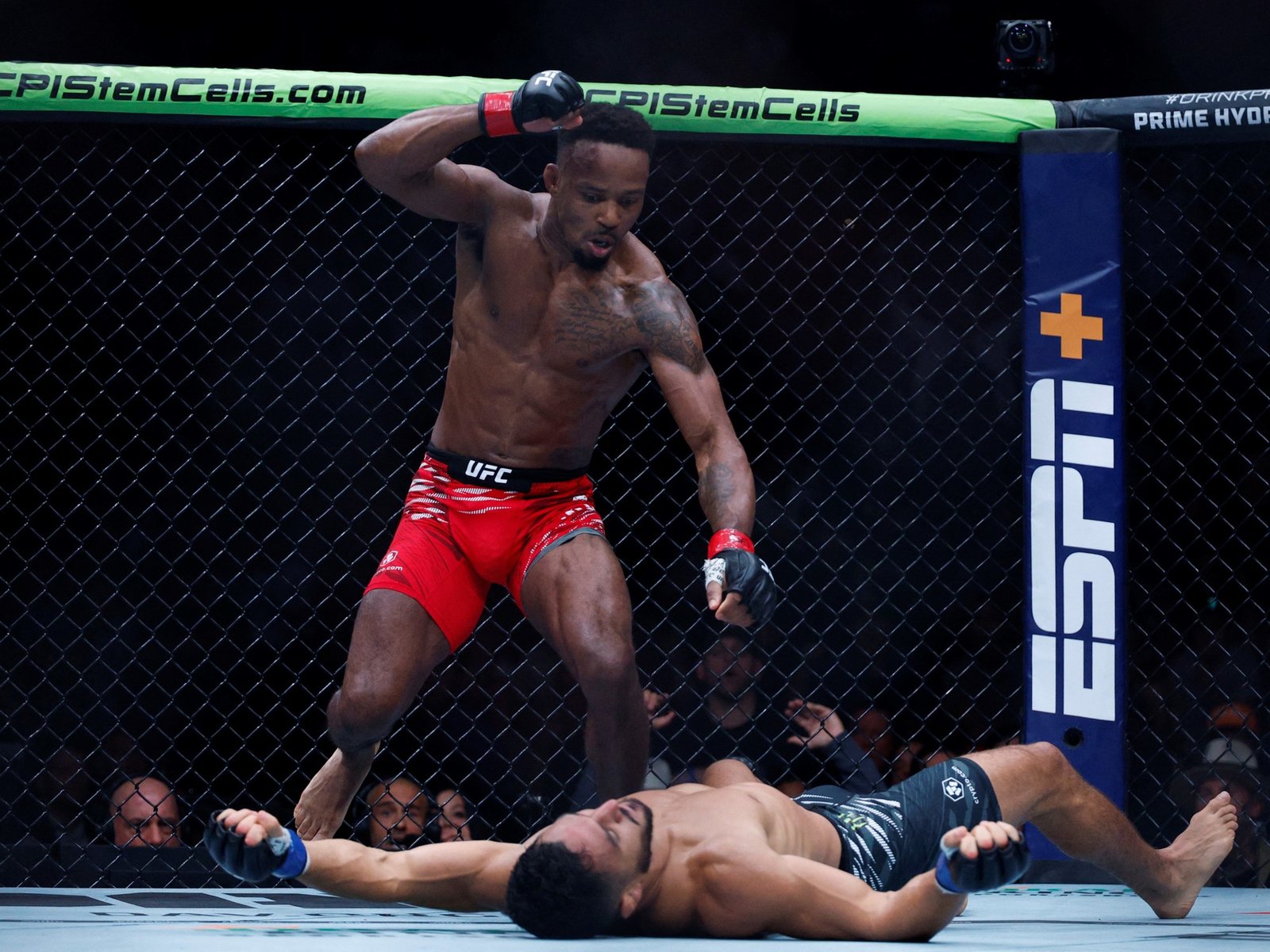 cuándo es, a qué hora empieza y cómo ver la pelea estelar Evloev vs Murphy