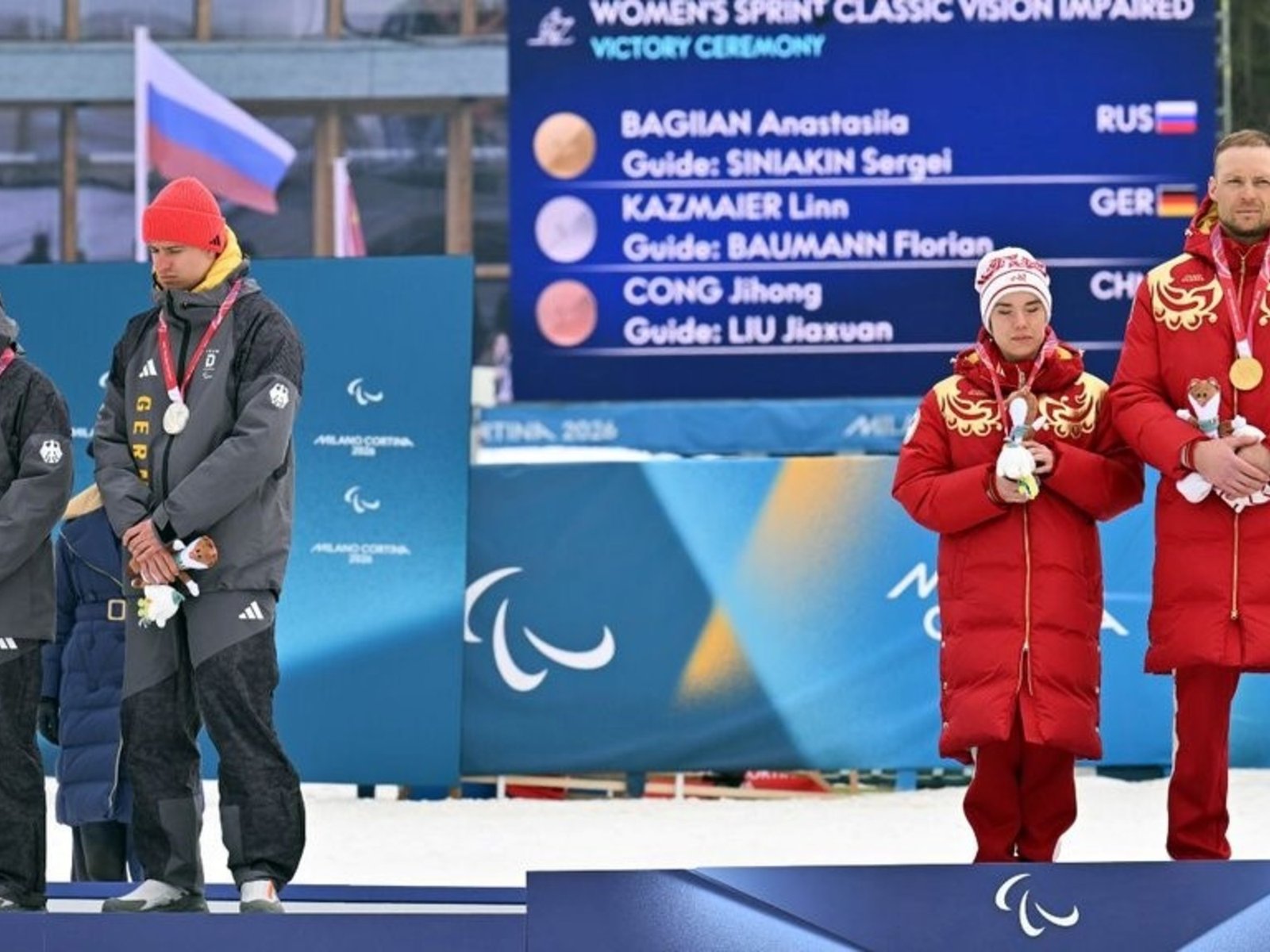 el tenso momento en una premiación de una atleta rusa y la denuncia de Ucrania por discriminación