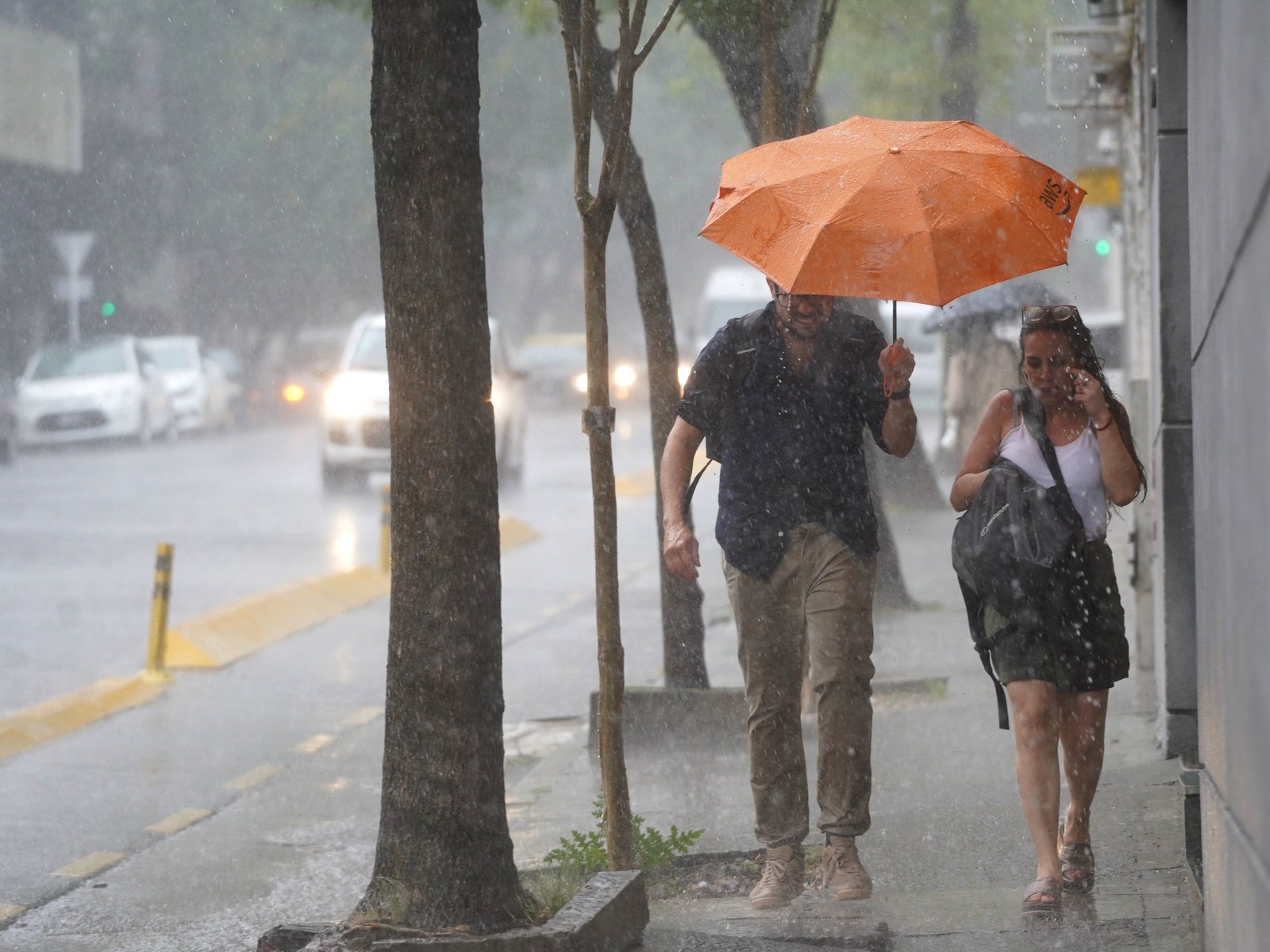 hay alerta amarilla por fuertes precipitaciones y posible caída de granizo en la Ciudad y el Gran Buenos Aires
