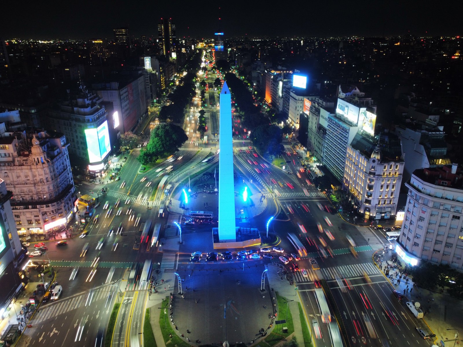 iluminan el Obelisco para poner el foco en el autismo