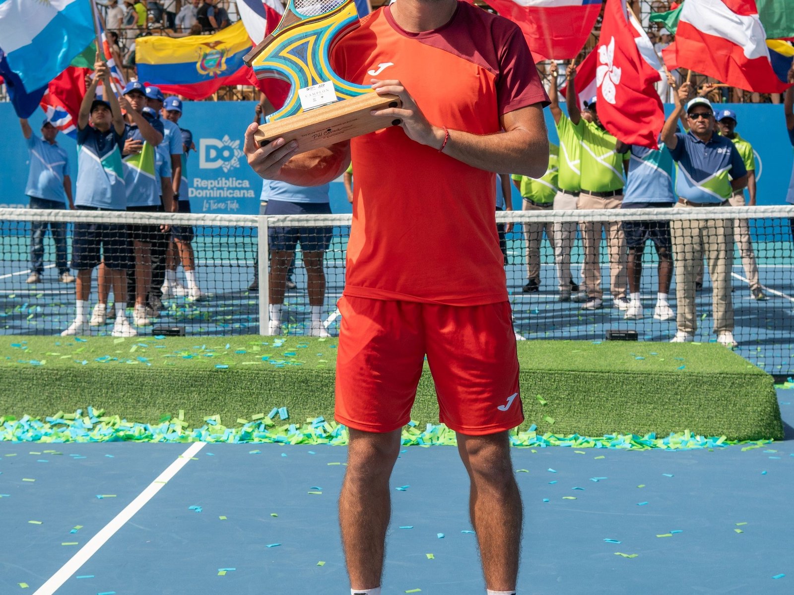 lidera el ranking de campeones en el año y no baja del podio desde 2021